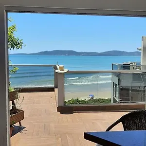 Apartamento Itapema-meia Praia- 3 Quartos - Frente Mar! 